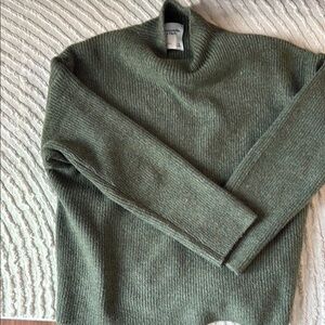 Abercrombie & Fitch Green Turtleneck Sweater